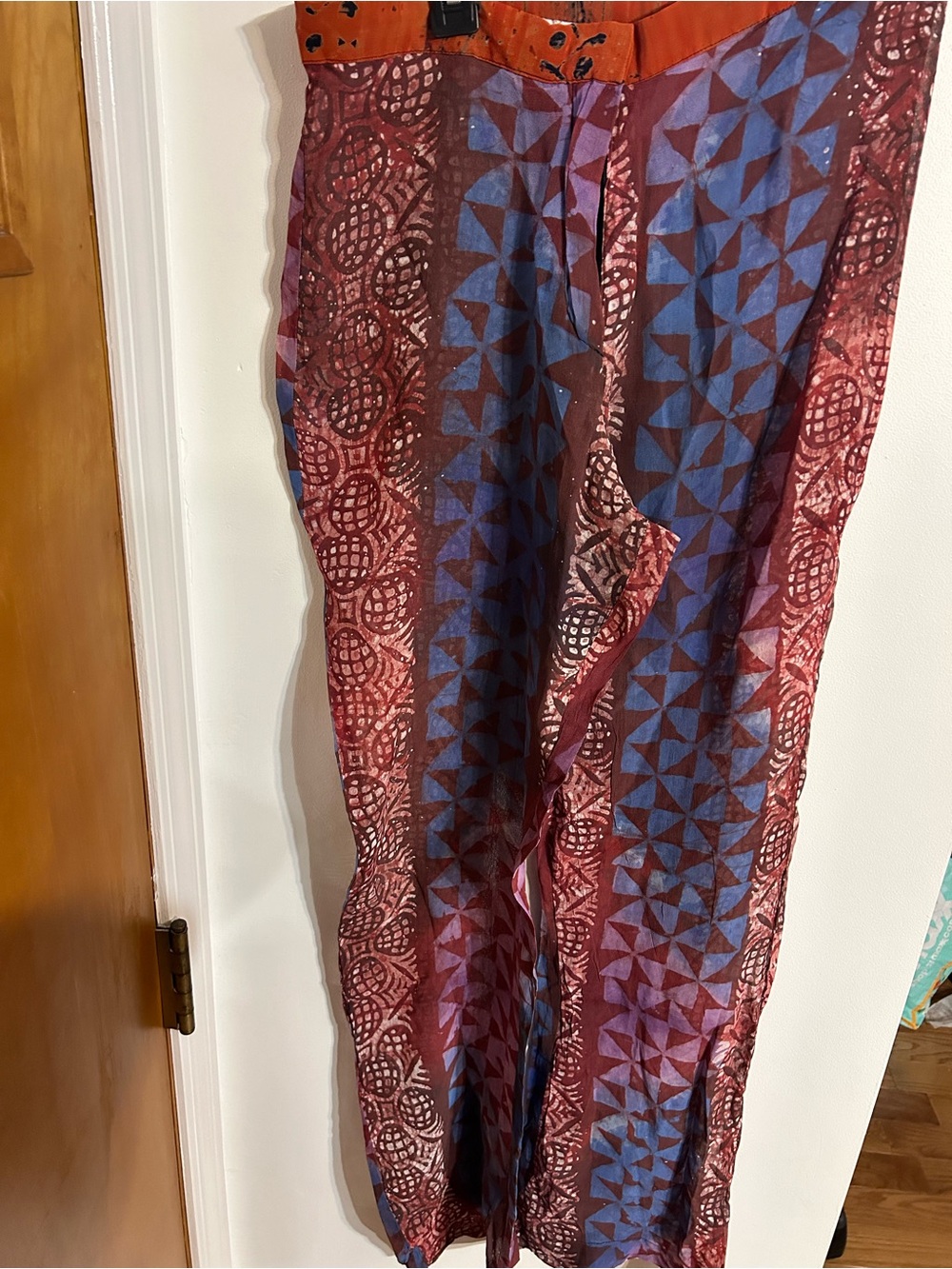 Women’s Printed Wide-Leg Jumpsuit Pants in Red and Blue